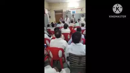 नांगल राजावतान: नांगल राजावतान पंचायत समिति कार्यालय पर आयोजित साधारण सभा की बैठक में अधिकारियों और सदस्यों के बीच हुई नोक-झोंक