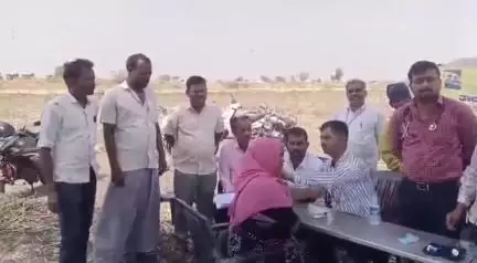 ಮಾನ್ವಿ: ಕೂಲಿಕಾರ್ಮಿಕರು ಆರೋಗ್ಯದ ಬಗ್ಗೆ ಕಾಳಜಿವಹಿಸಲು :ಜೀನೂರು ಕ್ಯಾಂಪಿನಲ್ಲಿ ಡಾ. ಗುರುನಾಥ ರೆಡ್ಡಿ ಸಲಹೆ