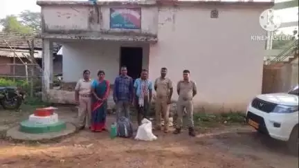 ରାସଗୋବିନ୍ଦପୁର: ପ୍ରତାପଚନ୍ଦ୍ରପୁର ସହ ମୋହନପୁର ଓ ଉଦାଳିପାଳରେ ଚଢ଼ାଉରେ ଚୋରା ମଦ ଜବତ, ବହୁ ଅଭିଯୁକ୍ତ ଗିରଫ
