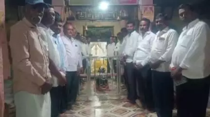 ಮಸ್ಕಿ: 'ಆಪರೇಷನ್ ಸಿಂಧೂರ್' ಯಶಸ್ವಿ, ಪಟ್ಟಣದ ಮಲ್ಲಿಕಾರ್ಜುನ್ ಗುಡಿಯಲ್ಲಿ ಪ್ರಾರ್ಥನೆ #OperationSindoor