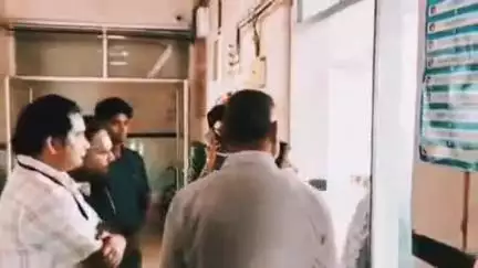सरवाड़: चिकित्सा अधीक्षक एवं सीएमएचओ ने सरवाड़ चिकित्सालय का किया औचक निरीक्षण, दिए आवश्यक दिशा-निर्देश