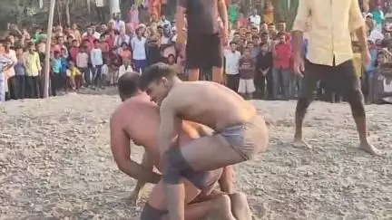 गम्हरिया: तरावे चौक पर सीता जन्म के अवसर पर मेला लगा