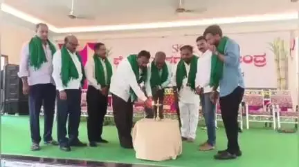 ಆಳಂದ: ಭೂಸನೂರ ಗ್ರಾಮದಲ್ಲಿ ಸಮೃದ್ಧ ಕಬ್ಬು ಇಳುವರಿಗಾಗಿ ರೈತರಿಗೆ ಒಂದು ದಿನದ ತರಬೇತಿ ಕಾರ್ಯಕ್ರಮ