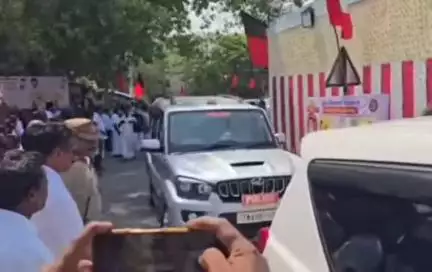 கும்பகோணம்: அரசினர் கலைக் கல்லூரியில் டாக்டர் கலைஞர் படத்திறப்பை சட்டப்பேரவைத் தலைவர் அப்பாவு திறந்து வைத்தார்
