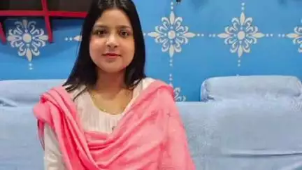 मशरक: जैथर गांव की निवासी को गौहाटी में 'आइकॉन ऑफ सक्सेस यंग वुमेन' पुरस्कार मिला, सांसद महाराजगंज समेत अन्य ने दी बधाई