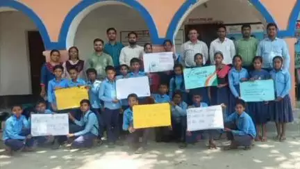 मीनापुर: मधुबनी उत्क्रमित मध्य विद्यालय के छात्रों ने ऑपरेशन सिंदूर के समर्थन में बनाया पोस्टर,#operation sindoor