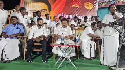 திருவெண்ணைநல்லூர்: *ஆவியூர் கொளப்பக்கத்தில் நடைபெற்ற திமுக சாதனை விளக்கப் பொதுக்கூட்டத்தில் திமுக சாதனைகளை பட்டியலிட்ட  முன்னாள் அமைச்சர் பொன்முடி