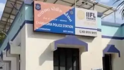 ચાણસ્મા: દેલમાલ ગામે ઠાકોર સમાજના બે જૂથો વચ્ચે અથડામણ સામસામે બાર લોકો સામે નોંધાઇ ફરિયાદ