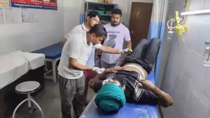 श्रीकरणपुर में दो युवकों पर चाकू से हमला, गंभीर घायल हुए युवक