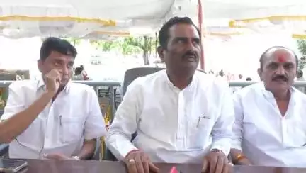 कंधार: वेगळं निवडणूक लढवायच्या ठरलं तर राष्ट्रवादी काँग्रेस पूर्ण ताकतिशी निवडणूक लढणार आमदार चिखलीकर कंधार इथे म्हणाले