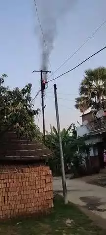 Hajipur Sultanpur subah 5:00 baje Aag Laga
