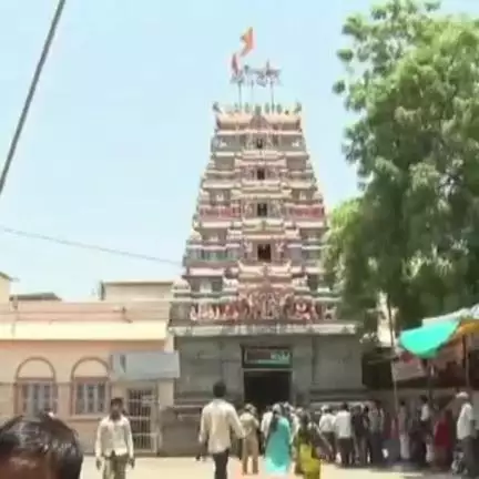 ಅಫಜಲ್ಪುರ: 'ಆಪರೇಷನ್ ಸಿಂಧೂರ' ಯಶಸ್ವಿಗಾಗಿ ಗಾಣಗಾಪುರದ ದತ್ತನ ಸನ್ನಿಧಿಯಲ್ಲಿ ವಿಶೇಷ ಪೂಜೆ ಹೋಮ ಹವನ
#OperationSindoora