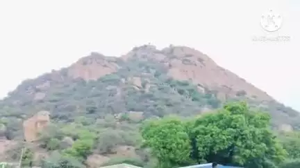 குளித்தலை: அய்யர் மலையில் ரத்தினகிரீஸ்வரர் திருக்கோவிலில் சித்திரை மாத தேரோட்ட விழா