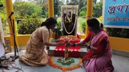 আমডাঙা: আমডাঙায় পঁচিশে বৈশাখ উদযাপন, শিশুদের আঁকো প্রতিযোগিতায় কবি প্রণাম