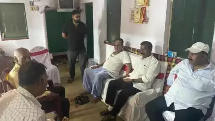 कान्हाचट्टी: चतरा विधायक जनार्दन पासवान कान्हाचट्टी में कई कार्यक्रमों में हुए शामिल