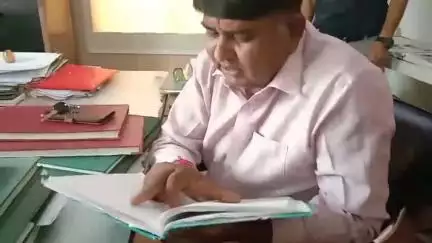 लोहारू: लोहारू नगरपालिका वार्ड नं. 10 में समस्याओं का अंबार, जयसिंह सैनी ने नगरपालिका की कार्यप्रणाली पर उठाए सवाल#jamsamasya