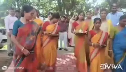 ईचागढ़: ईचागढ़ प्रखंड परिसर में दीदी कैफे का उद्घाटन विधायक सविता महतो ने किया