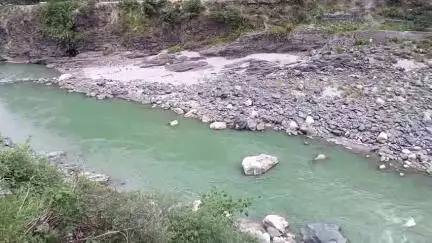 सराहन: नाथपा झाकड़ी जल विद्युत परियोजना के डैम नाथपा से कभी भी छोड़ा जा सकता है पानी, लोगों से की गई एहतियात बरतने की अपील