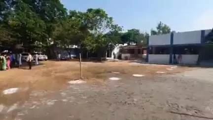 குடவாசல்: அத்திக்கடை மற்றும் கொரடாச்சேரி அ. பெ. மே. பள்ளியில் துணை சுகாதார நிலையம் மற்றும் பள்ளி வகுப்பறை கட்டிடங்களை  ஆட்சியர் திறந்து வைத்தார்