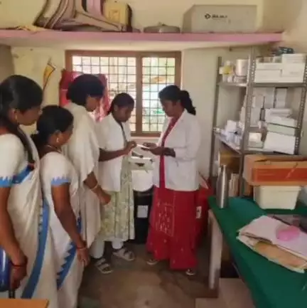 బీబీపేట: జనగామ అంబర్పేట గ్రామాల్లోని ఆరోగ్య ఉప కేంద్రాలను తనిఖీ చేసిన బిబిపేట మండల వైద్యాధికారి డాక్టర్ భానుప్రియ