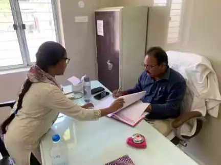 మునగాల: ప్రభుత్వ ఆసుపత్రుల్లో కాన్పుల సంఖ్య పెంచాలి: మునగాల లో DMHO కోటా చలం