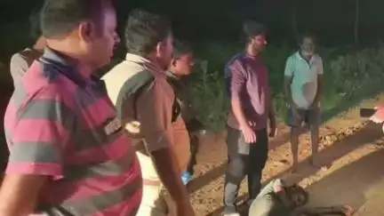 గాజులపల్లిలో బొలెరో వాహనం ఢీకొని ఓ వ్యక్తికి తీవ్ర గాయాలు