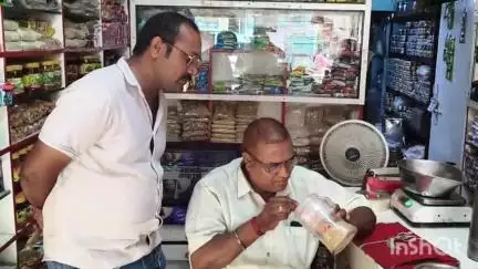 प्रतापगढ़: शहर में मिलावटी हींग की शिकायतों पर खाद्य सुरक्षा विभाग ने की कार्रवाई, कई दुकानों से लिए सैंपल