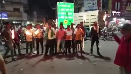किसान समृद्ध होगा मजदूर समृद्ध होगा 
तभी बाजार में रौनक आएगी नहीं तो खाली हाथ बैठे रहोगे
किसान नेता संदीप ठाकुर
#देश कृषि प्रधान