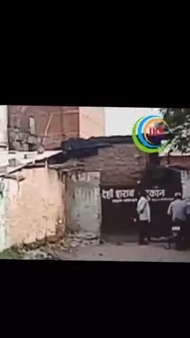 जिम्मेदार कौन, अधिकारी मौन? 
आबकारी विभाग के आदेशों को बूट की नोंक पर रखकर चल रहा है बजारिया का देशी शराब का ठेका?