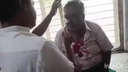 గుంతకల్లు: గుత్తి ఆర్ఎస్ లో రోడ్డు ప్రమాదం: రోడ్డు పక్కన ఆగి ఉన్న ఆటోను ఢీకొన్న బైక్, వ్యక్తికి తీవ్ర గాయాలు