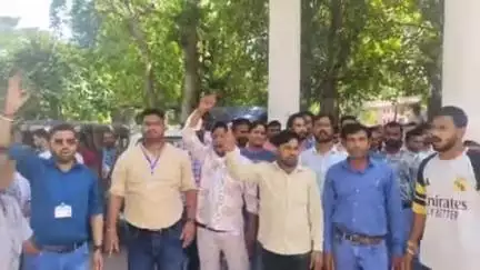 लाडपुरा: एमबीएस अस्पताल में ठेका कर्मचारियों ने वेतन समय पर भुगतान को लेकर किया 2 घंटे का कार्य बहिष्कार