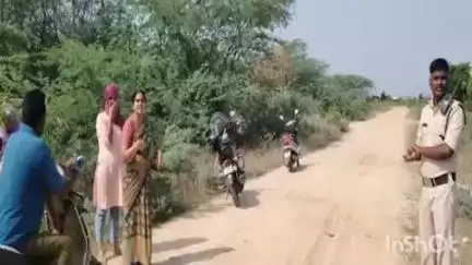 మహిళ మెడలో బంగారు గొలుసు లాక్కెళ్ళిన  దొంగలు