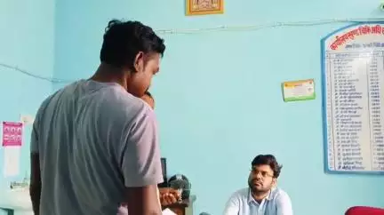 रीठी: रीठी से हैरान करने वाली खबर: गर्भवती महिला अस्पताल में घंटों इंतजार करती रही