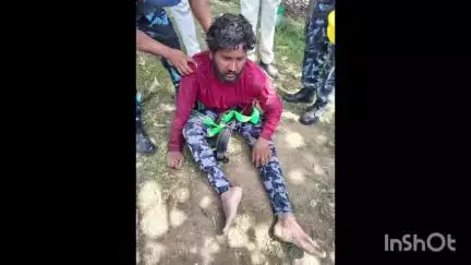 जावरा: ग्राम लुहारी स्थित 50 फीट गहरे कुएं में कूदा युवक, रतलाम की रेस्क्यू टीम ने सुरक्षित बाहर निकाला
