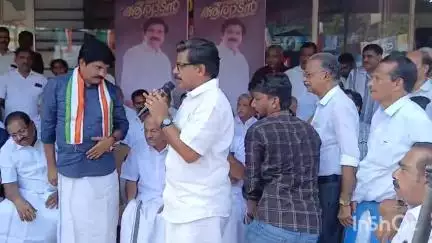 നിലമ്പൂർ: വെൽഫെയർ പാർട്ടി പിന്തുണ വിവാദമാക്കേണ്ട കാര്യമില്ലെന്ന് കുഞ്ഞാലിക്കുട്ടി MLA ചുങ്കത്തറയിൽ പറഞ്ഞു