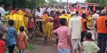 अक्कलकोट: बैलजोड्यांचे पूजन व सवाद्य मिरवणुकीने बादोला बुद्रुक येथे कारहुणवी सण साजरा