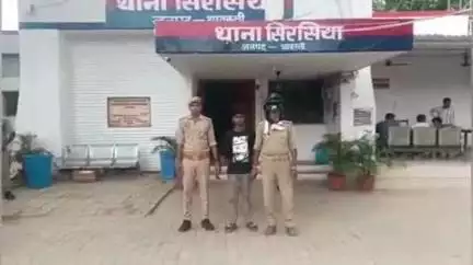 भिनगा: बहराइच बस अड्डा से सिरसिया पुलिस ने 12 घंटे में अपहर्ता को सकुशल किया बरामद, एक अभियुक्त को किया गिरफ्तार