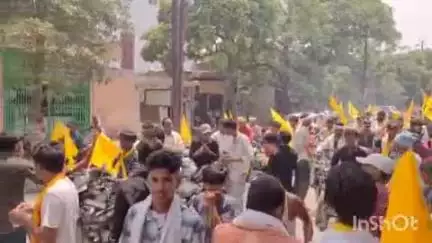 अलीगंज: अलीगंज में निकाली गई लोकमाता अहिल्याबाई होल्कर की शोभायात्रा, राजनीतिक दलों ने भी यात्रा में की शिरकत