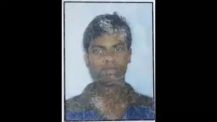পূর্বস্থলী ২: উখরা সড়াংপুর এলাকায় গলায় ফাঁস দিয়ে আত্মঘাতী এক যুবক