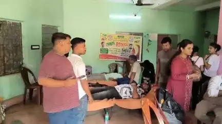 গোপীবল্লভপুর ১: গ্রীষ্মকালীন রক্তের সংকট মেটাতে গোপীবল্লভপুর যুব তৃণমূল কংগ্রেসের উদ্যোগে ইন্ডিয়ান স্পোর্টিং ক্লাবে হল রক্তদান শিবির