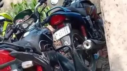 हंटरगंज: हंटरगंज थाना पुलिस ने चलाया वाहन चेकिंग अभियान, एक दर्जन बाइक ज़ब्त