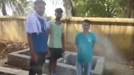 बांसजोर: एस एस प्लस टू उच्च विद्यालय बांसजोर में बन रहे शौचालय निर्माण कार्य का जिप सदस्य ने निरीक्षण किया, आपत्ति जताई