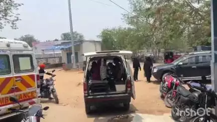 ब्रह्मपुर: आरा-बक्सर फोरलेन पर दयाल टोला के पास बाइक सवार ने सड़क पार कर रही महिला को मारी टक्कर