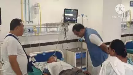 ডিফু: কাৰ্বি আংলঙৰ বোকাজান সমষ্টিৰ ১০৮ নং বোকাজান (এছ টি) এল এ চিৰ বাসিন্দা মডেন ৰংপিক GMCHত সাক্ষাৎ কৰে বিধায়কে
