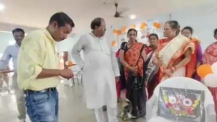 ଖଲ୍ଲିକୋଟ୍: ମର୍ଦ୍ଦରାଜ କଲ୍ୟାଣ ମଣ୍ଡପ ଠାରେ ସୁଭଦ୍ରା ଶକ୍ତି ପାରମ୍ପରିକ ଖାଦ୍ୟ ପ୍ରତିଯୋଗିତା ଅନୁଷ୍ଠିତ, ଯୋଗଦେଲେ ବିଧାୟକ ପୂର୍ଣ୍ଣ ଚନ୍ଦ୍ର ସେଠୀ