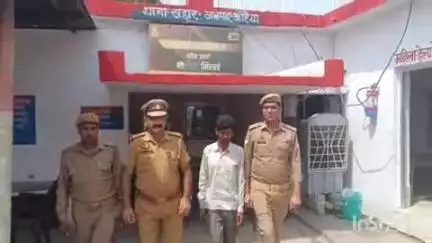 बिधूना: सहार थाना पुलिस ने पहाड़पुर गांव के एक वारंटी अभियुक्त को किया गिरफ्तार