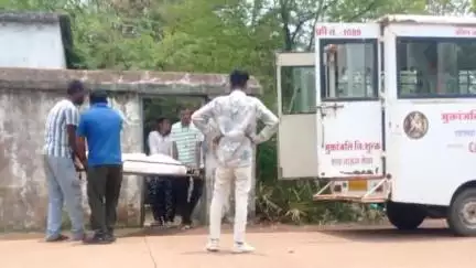 गुण्डरदेही: पांगरी में अज्ञात वाहन ने बाइक सवार 28 वर्षीय व्यक्ति को मारी ठोकर, घटना स्थल पर हुई मौत, जांच में जुटी रनचिरई पुलिस