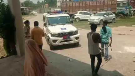 गायघाट: रामनगर गांव: मारपीट मामले में फरार एक आरोपी गिरफ्तार, जेल भेजा गया