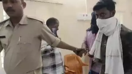 लावालौंग: टिकदा गांव से पुलिस ने टीएसपीसी के एक नक्सली को हथियार के साथ किया गिरफ्तार