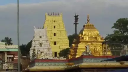 శ్రీశైలం దేవస్థానంలో 10 మంది ఉద్యోగులను బదిలీ చేస్తూ దేవదాయ శాఖ కమిషనర్ ఉత్తర్వులు జారీ 

సాధారణ బదిలీలలో భాగంగా